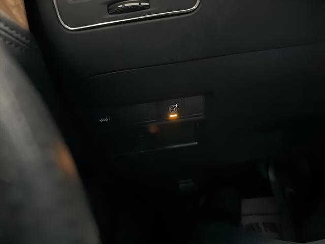 Used 2022 Nissan Armada SL image 25