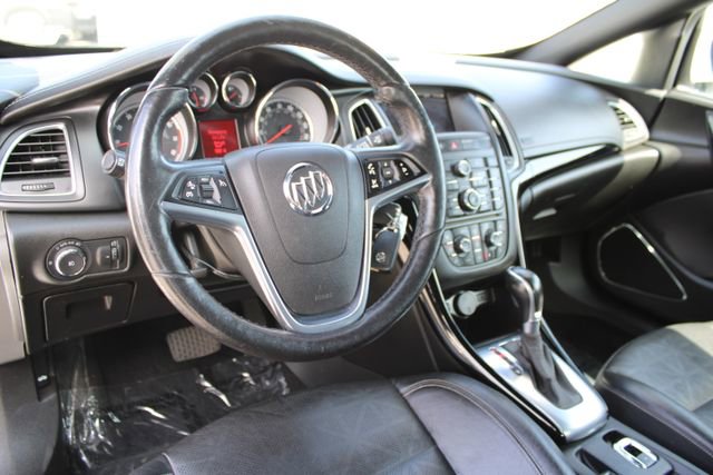 Used 2019 Buick Cascada Premium image 14