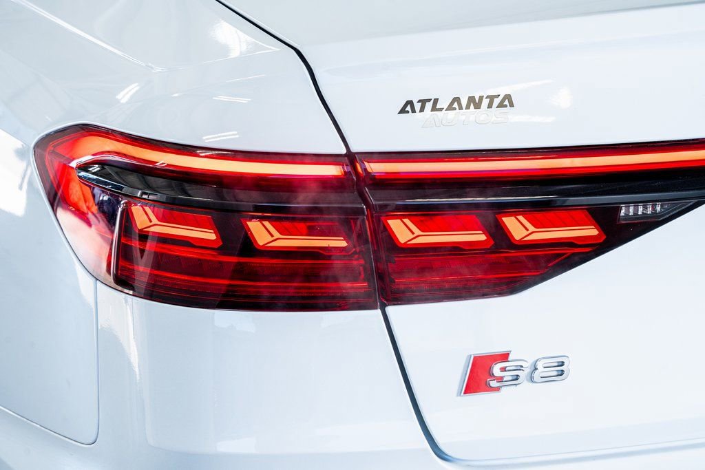 Used 2020 Audi S8 L w/ S8 Executive Package image 24
