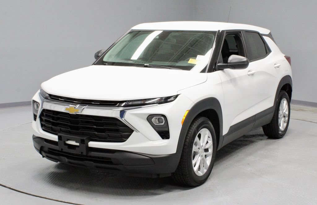 Used 2024 Chevrolet TrailBlazer LS w/ LS Convenience Package FWD image 7