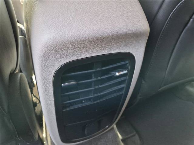 Used 2018 Lincoln MKC Select w/ Select Plus Package FWD image 17