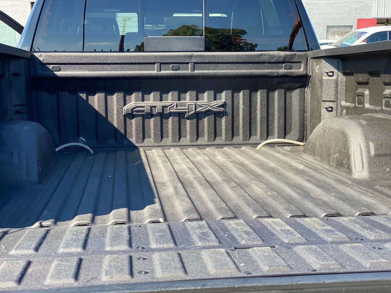 Used 2023 GMC Sierra 1500 AT4X image 19