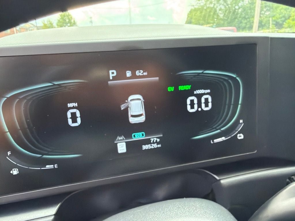 Certified 2024 Kia Niro LX FWD image 19