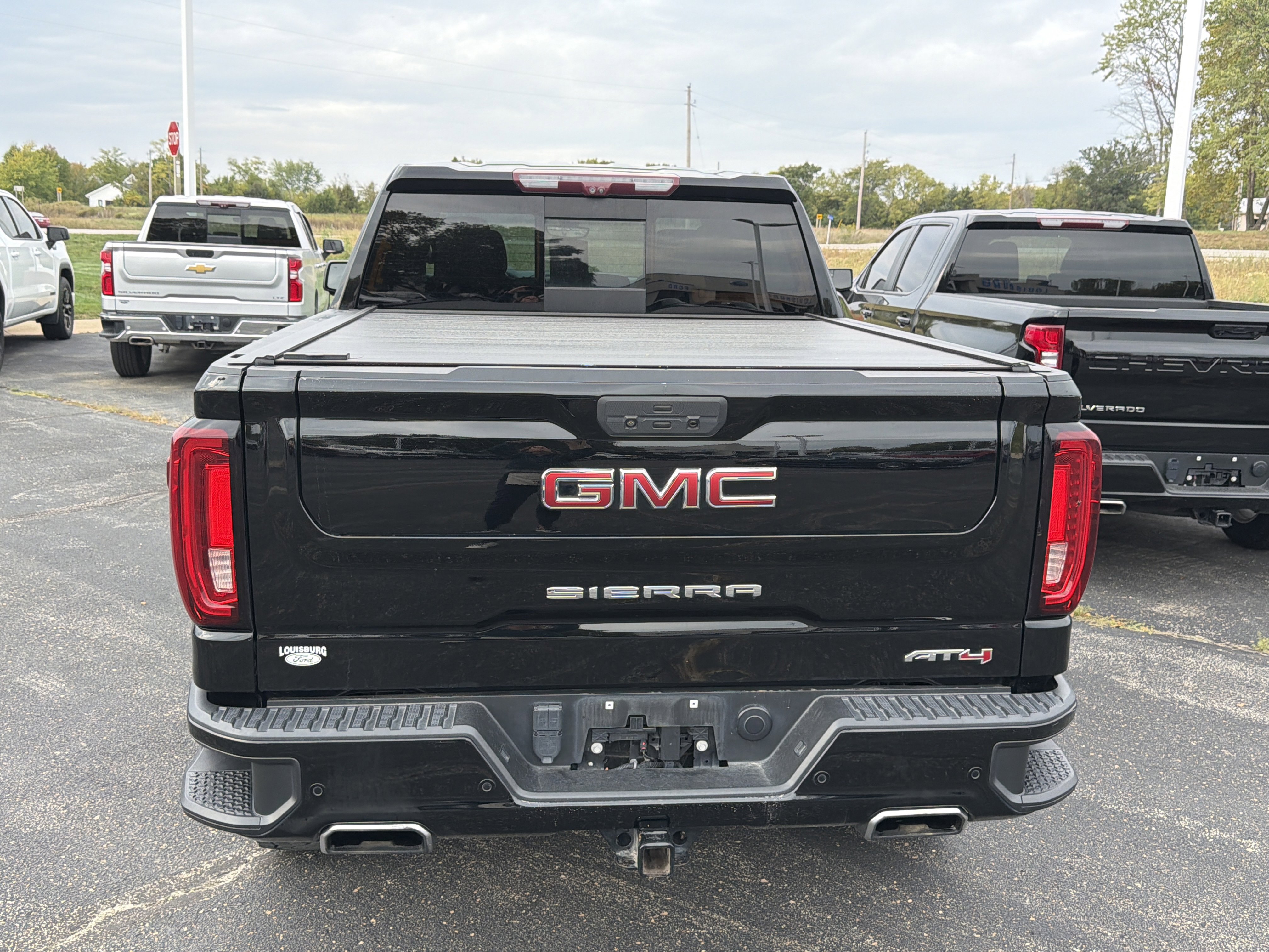 Used 2020 GMC Sierra 1500 AT4 w/ AT4 Premium Package image 4