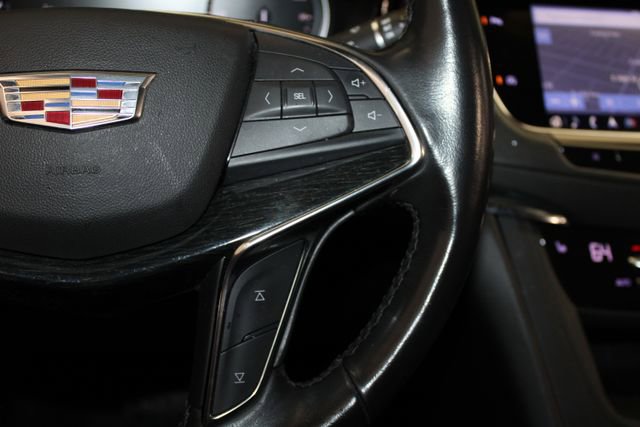 Used 2020 Cadillac XT5 Premium Luxury w/ LPO, Floor Liner Package AWD/4WD image 18