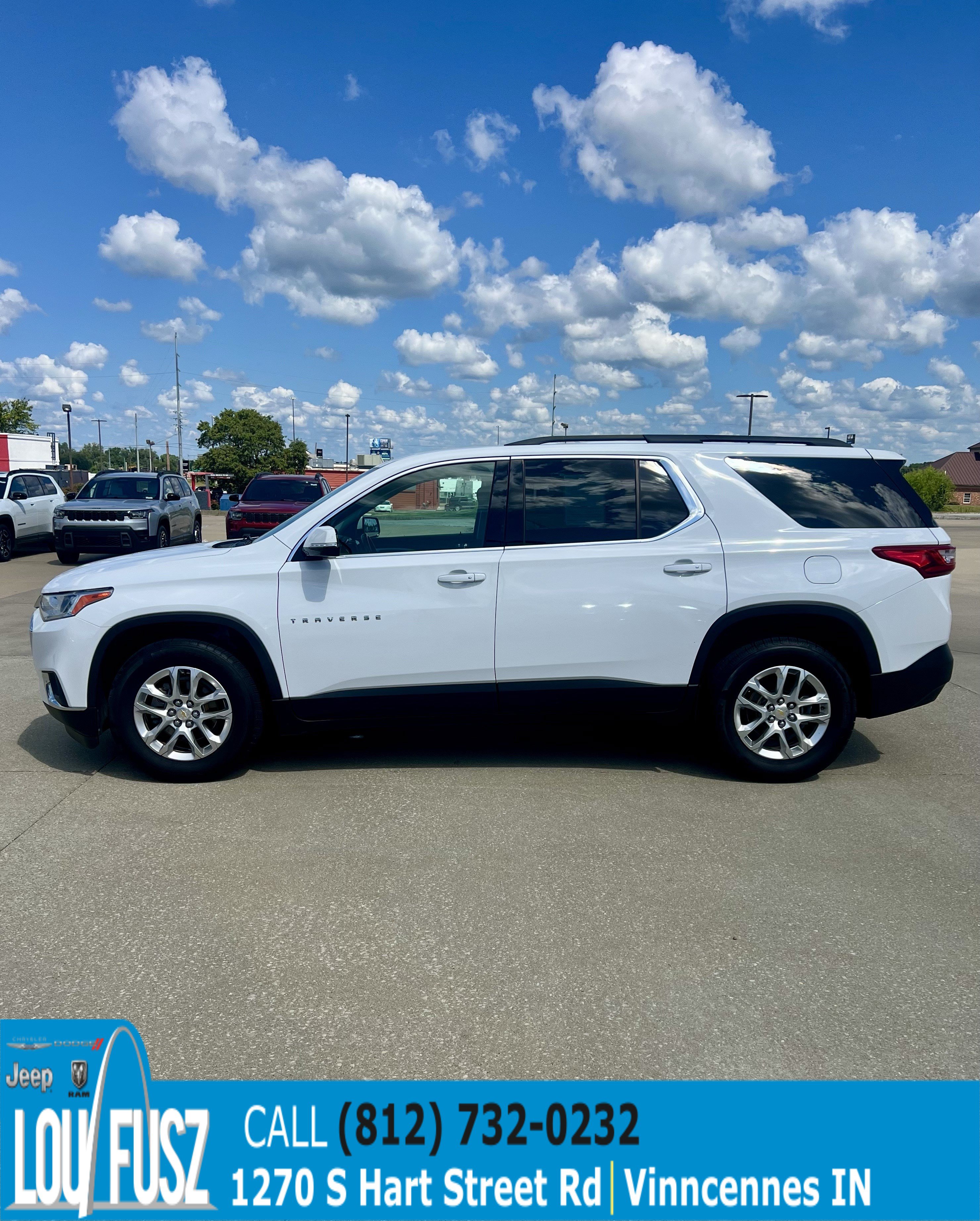 Used 2019 Chevrolet Traverse LT FWD image 4