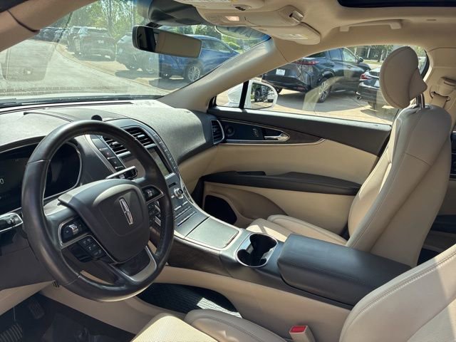 Used 2019 Lincoln Nautilus Reserve image 31