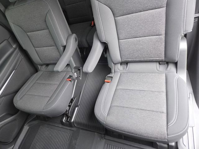 New 2026 Chevrolet Traverse LT w/ Driver Confidence Package AWD/4WD image 30