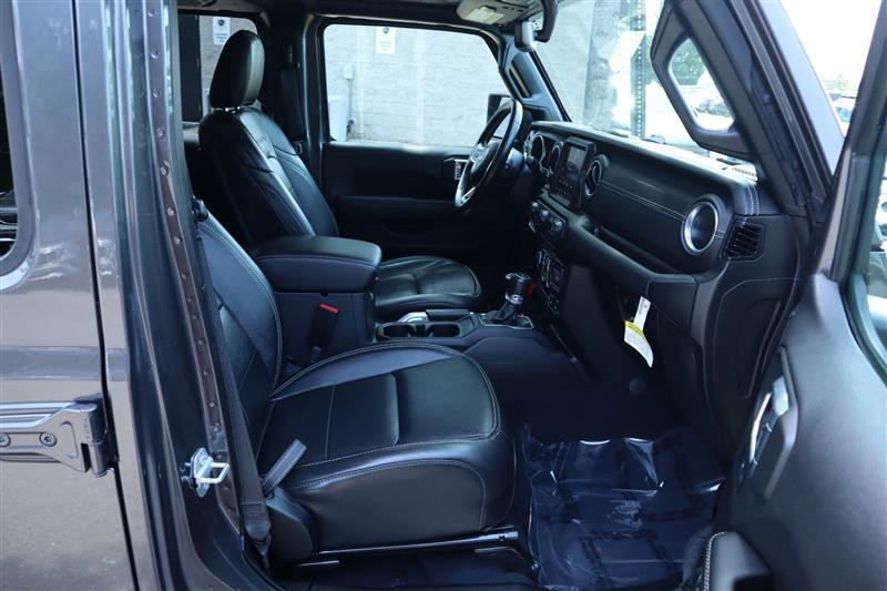 Used 2022 Jeep Wrangler Unlimited Sahara w/ Cold Weather Group image 8