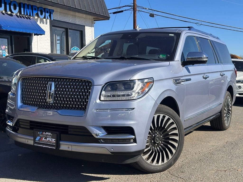 Used 2019 Lincoln Navigator L Black Label w/ Cargo Package AWD/4WD image 2