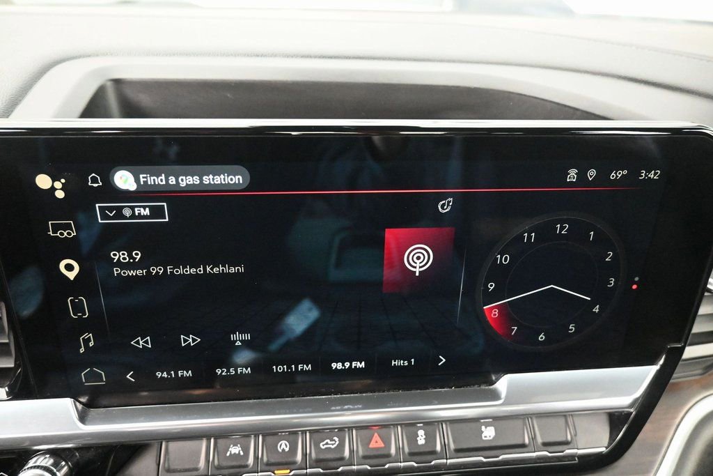 Used 2025 GMC Sierra 1500 SLT image 6