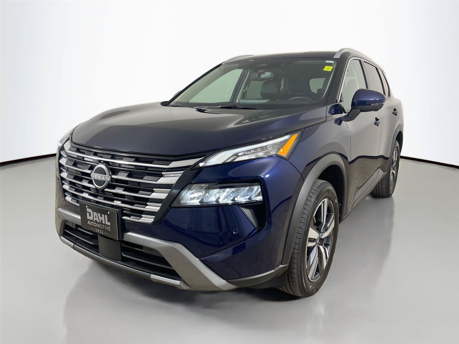 Used 2026 Nissan Rogue SL AWD/4WD image 4