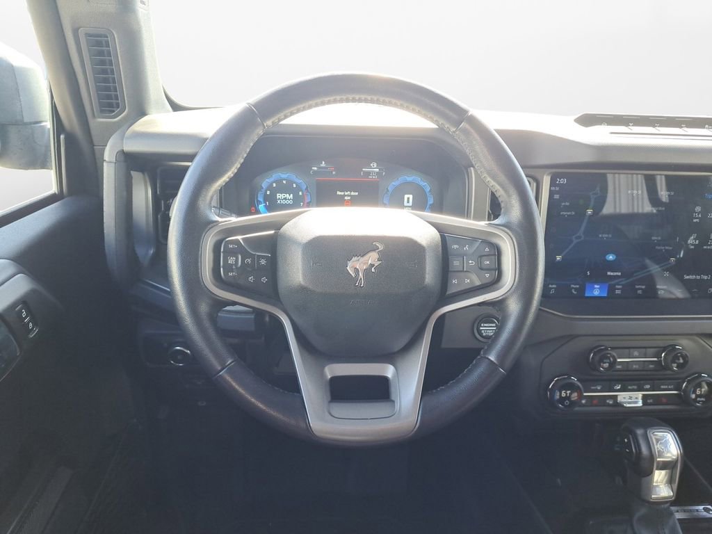 Used 2025 Ford Bronco Badlands image 12