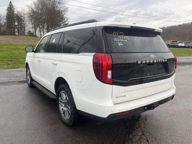 Used 2025 Ford Expedition Active image 8