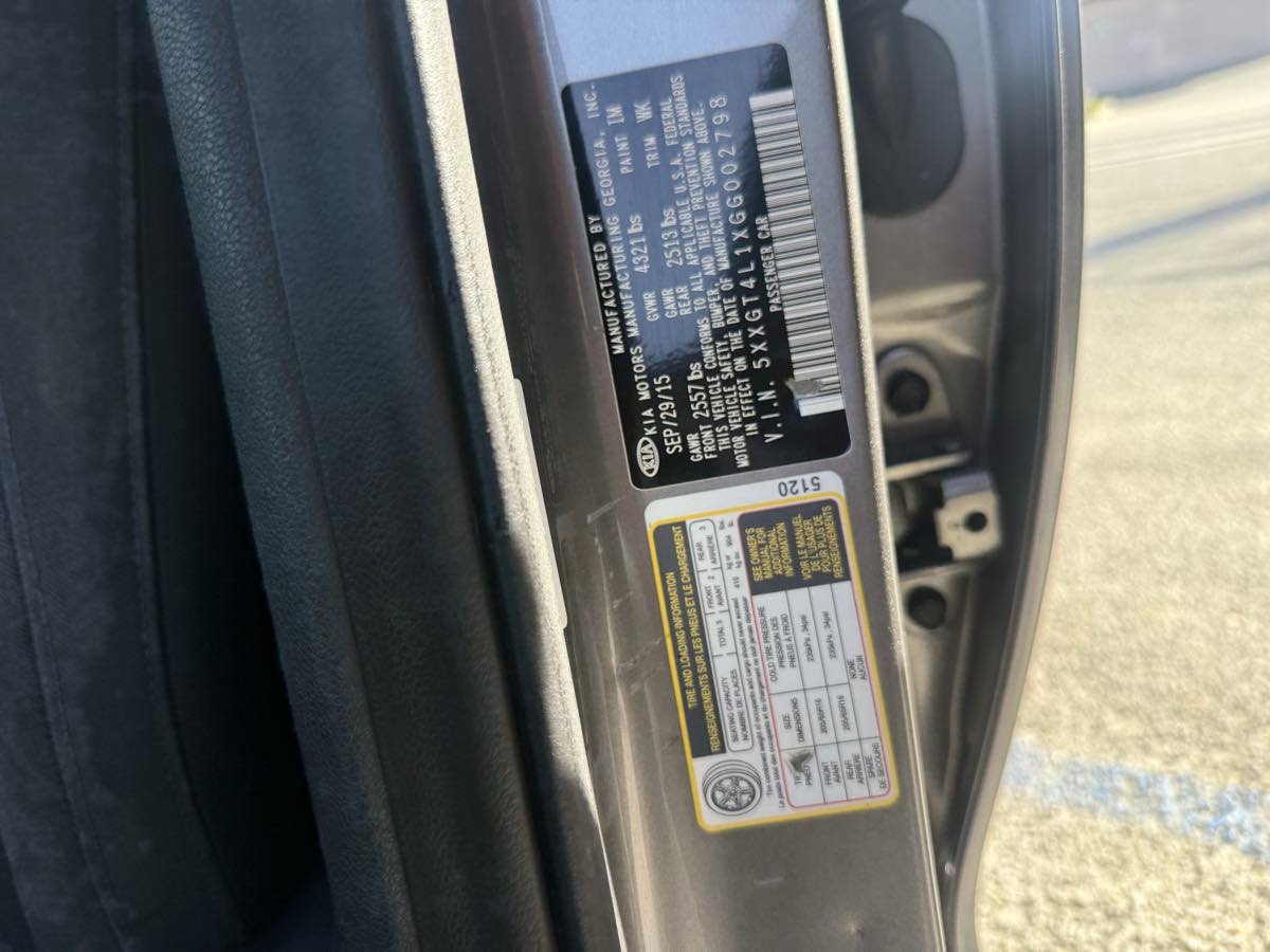 Used 2016 Kia Optima LX image 11