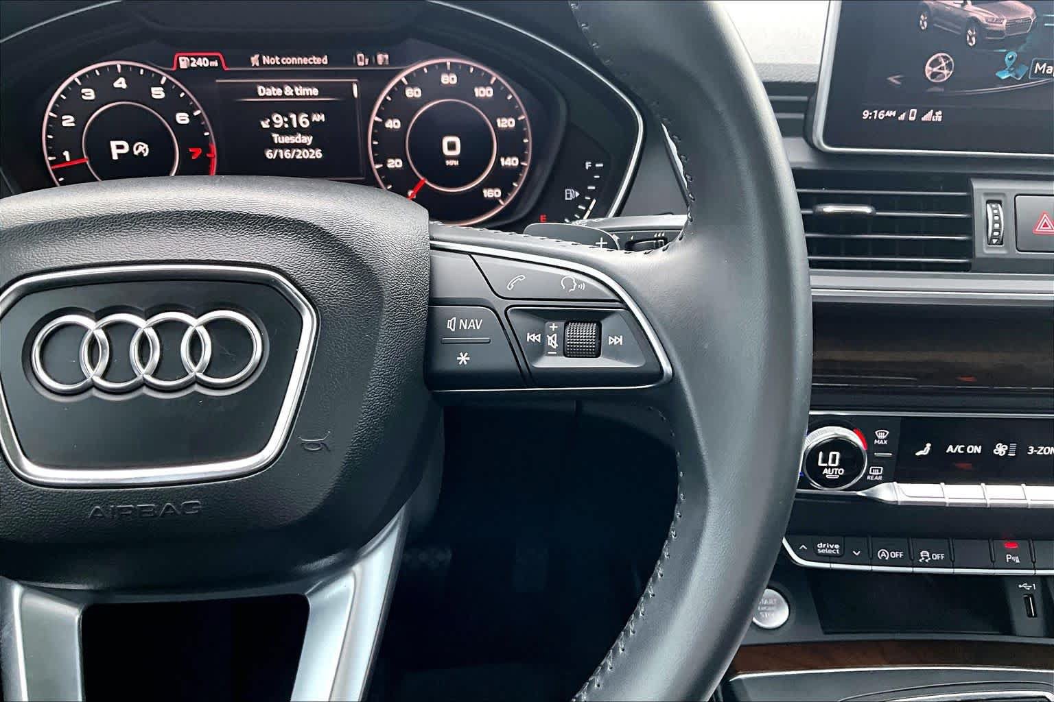 Used 2018 Audi Q5 2.0T Premium Plus w/ Premium Plus Package AWD/4WD image 25