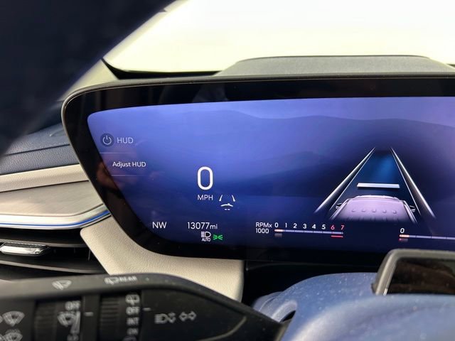 Used 2025 Buick Enclave Avenir w/ Super Cruise Package image 25