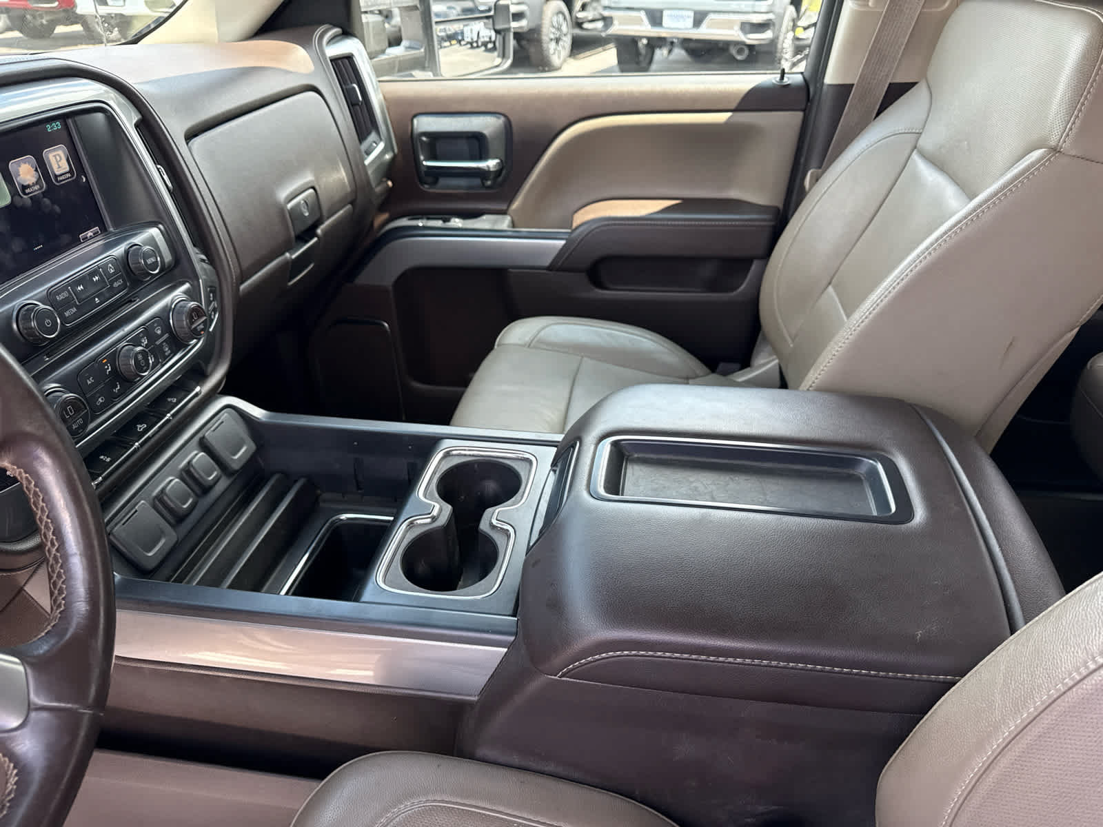 Used 2015 Chevrolet Silverado 2500 LTZ w/ Z71 Package, Off-Road AWD/4WD image 19