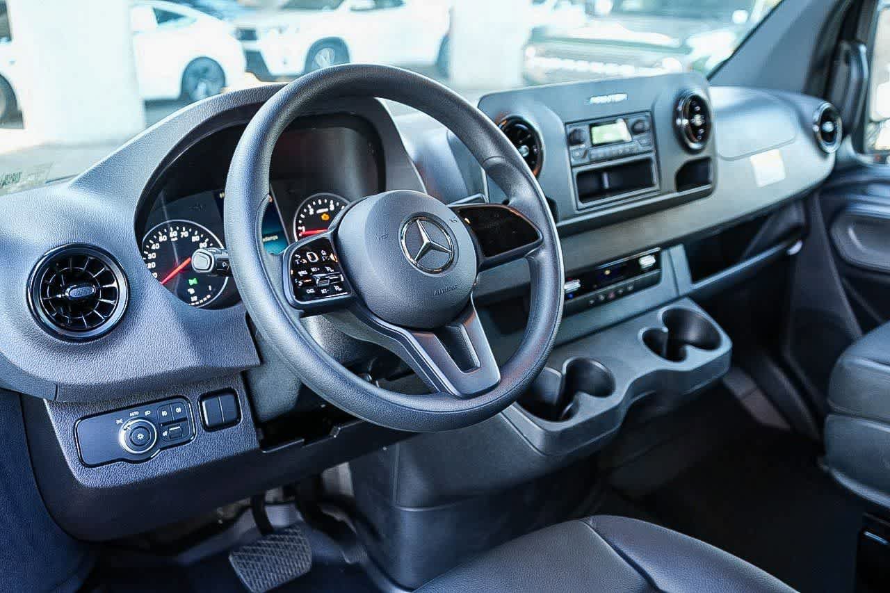 Used 2024 Mercedes-Benz Sprinter 3500 image 12