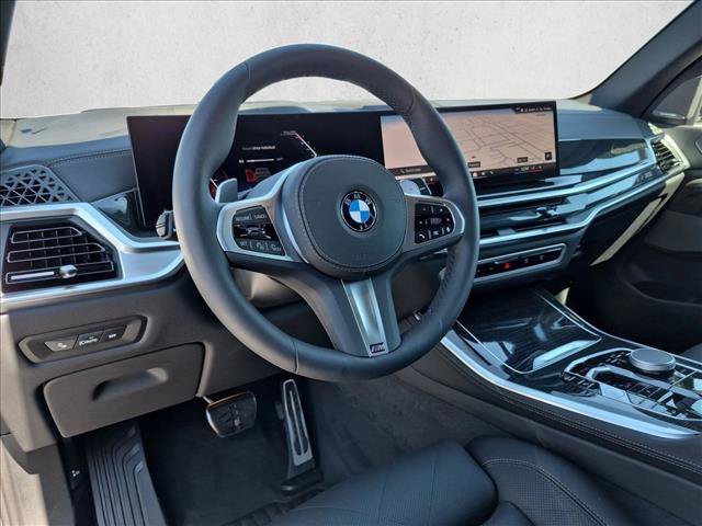 New 2026 BMW X5 xDrive40i w/ M Sport Package AWD/4WD image 3