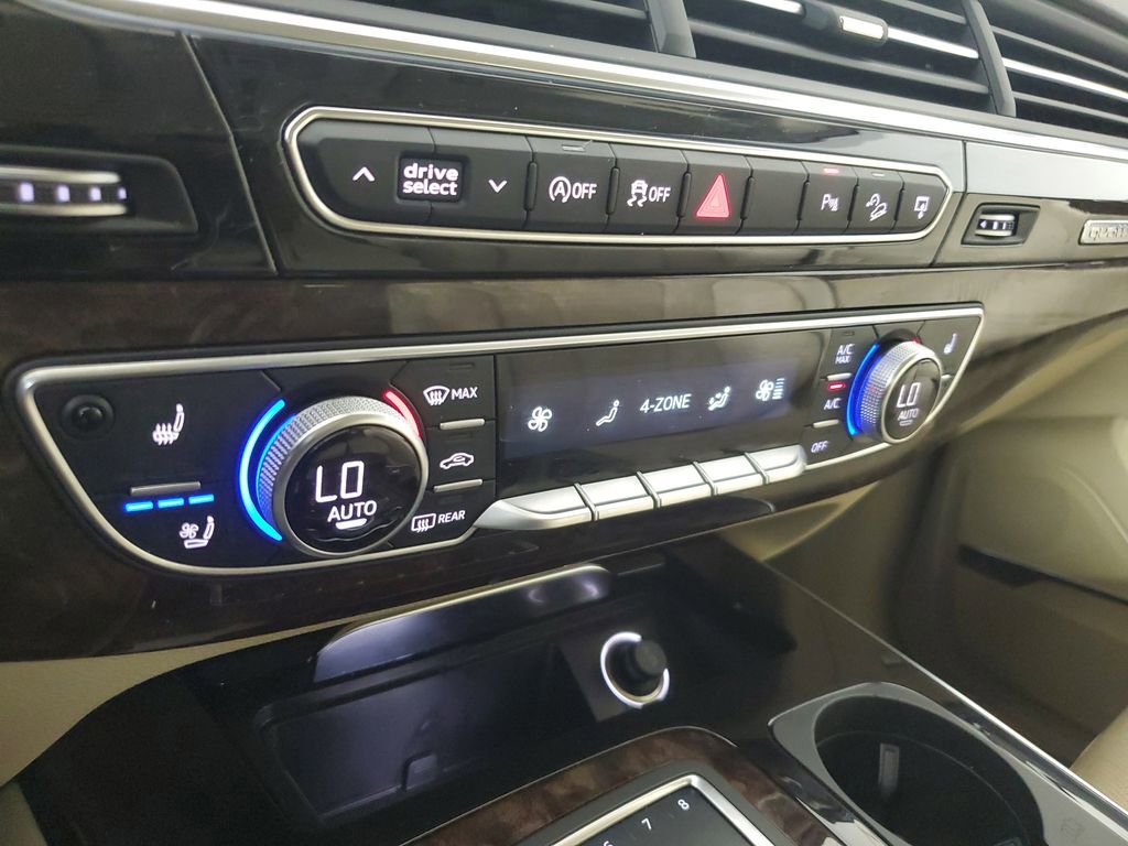 Used 2017 Audi Q7 3.0T Premium Plus image 30