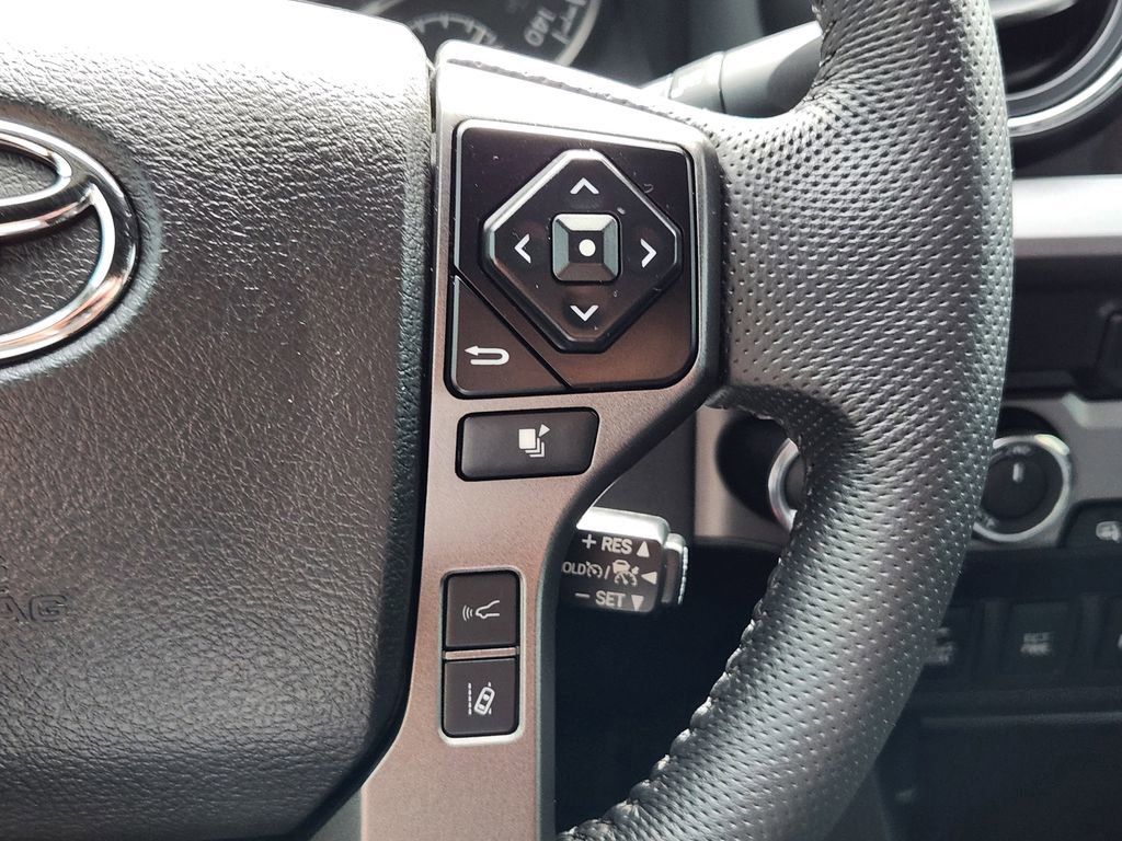 Used 2023 Toyota Tacoma TRD Off-Road w/ TRD Premium Off Road Package image 26