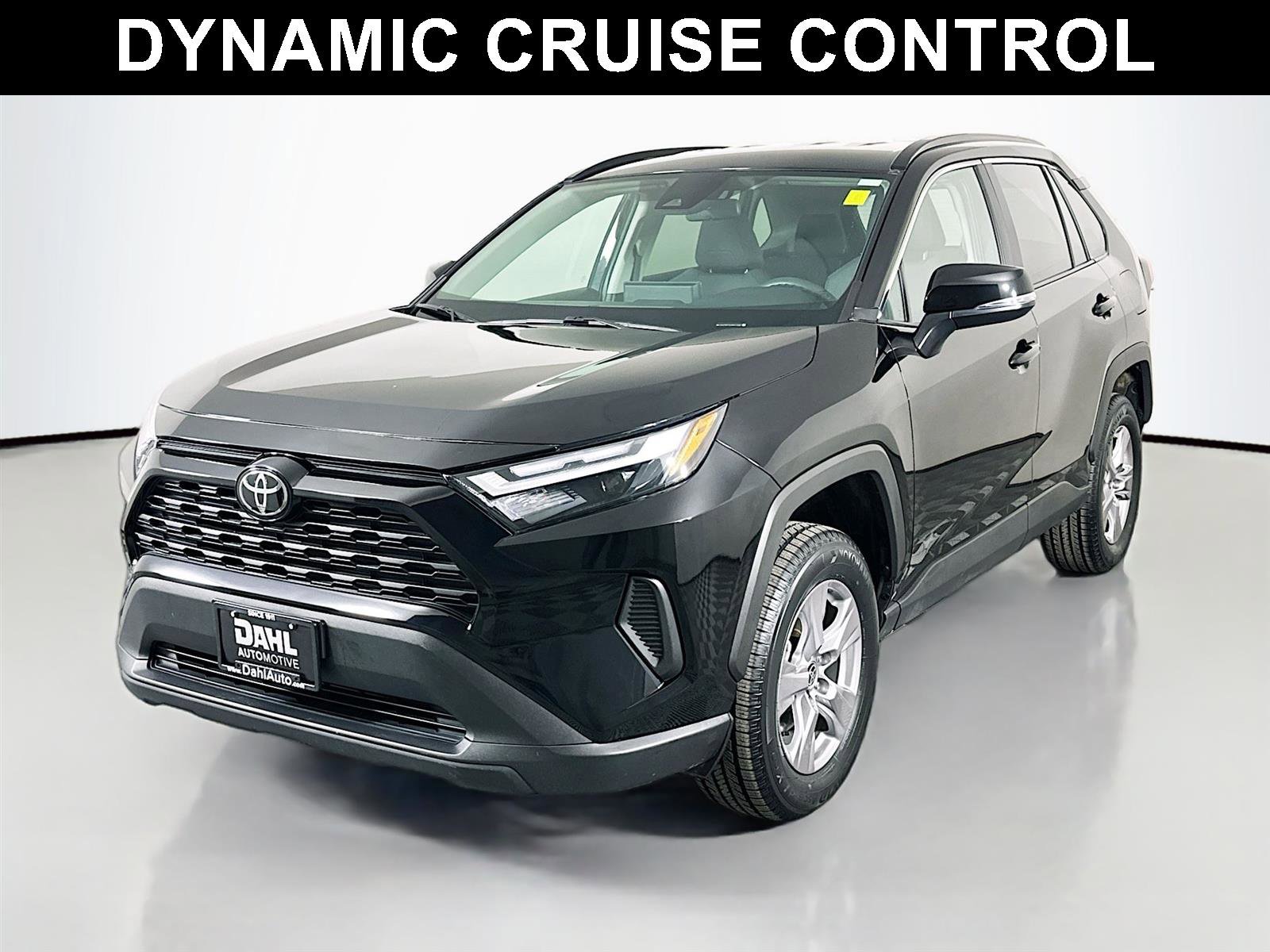 Used 2025 Toyota RAV4 XLE image 4