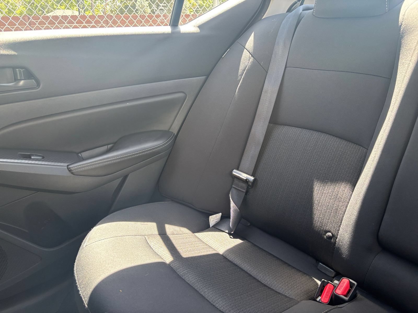 Used 2025 Nissan Altima 2.5 SV FWD image 37