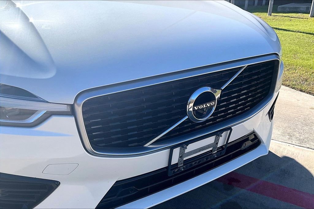 Used 2019 Volvo XC60 T8 R-Design w/ Advanced Package image 36
