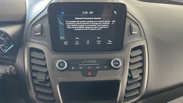 Used 2020 Ford Transit Connect XLT image 40