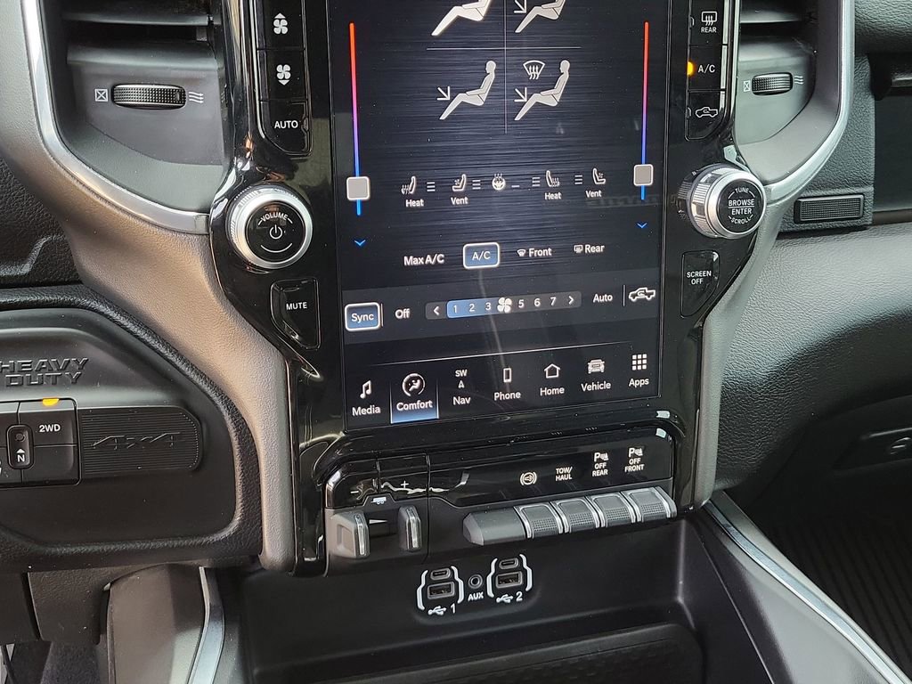 Used 2024 RAM 2500 Laramie w/ Sport Appearance Package image 34