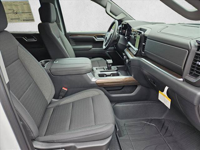 New 2026 Chevrolet Silverado 1500 RST w/ Dark Appearance Package AWD/4WD image 17
