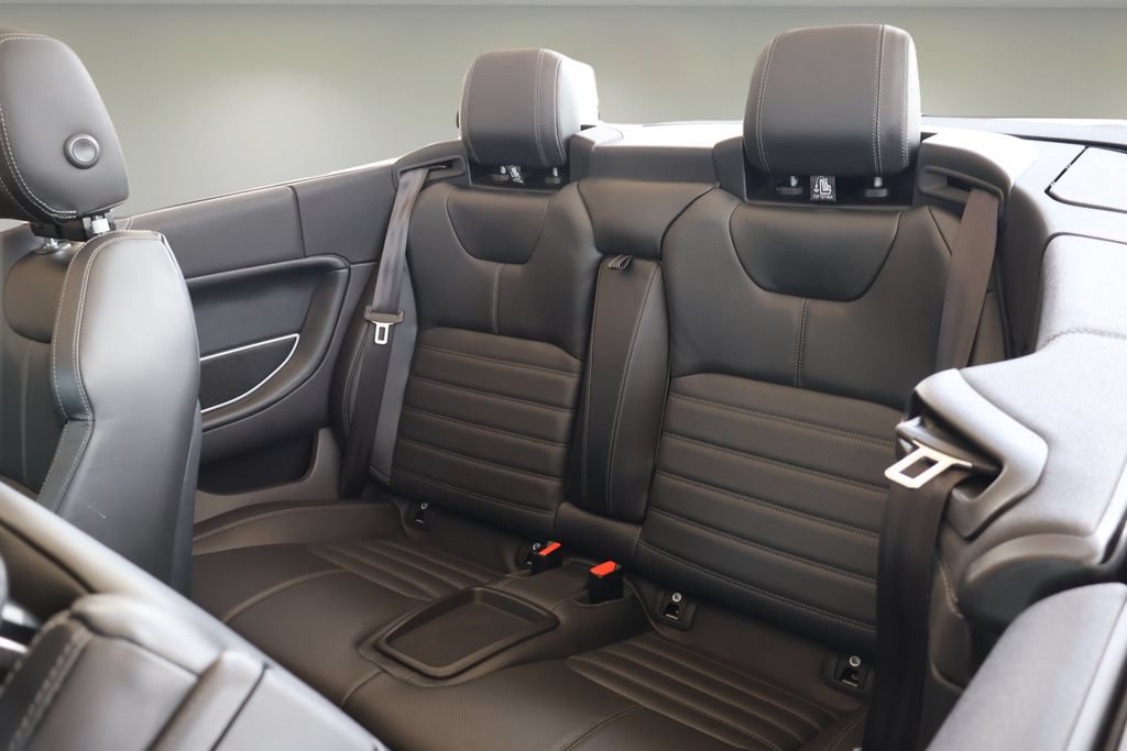 Used 2019 Land Rover Range Rover Evoque HSE Dynamic AWD/4WD image 12