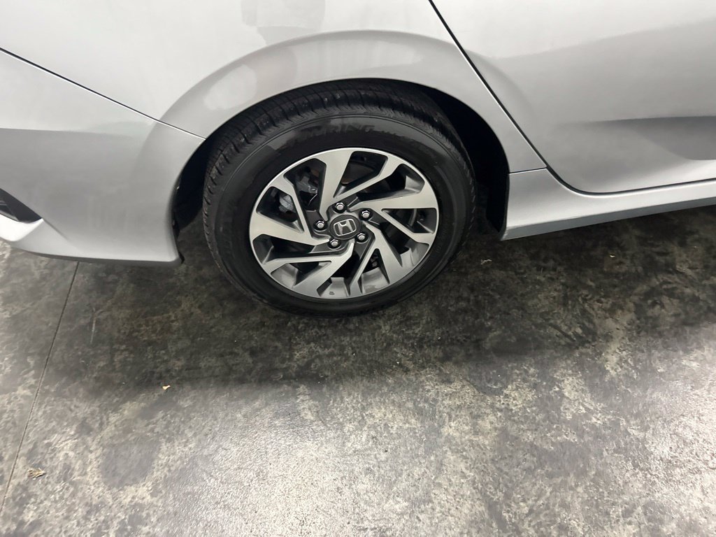 Used 2017 Honda Civic EX image 10