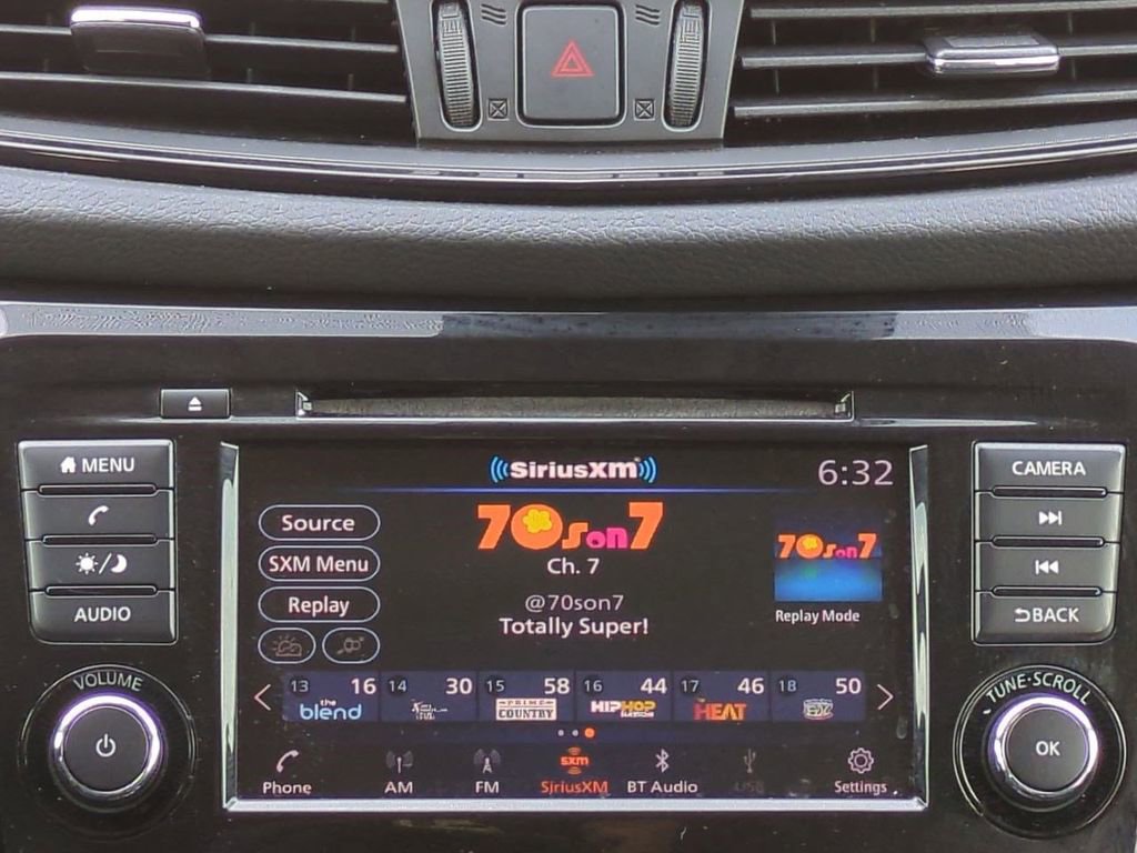 Certified 2020 Nissan Rogue SV image 18