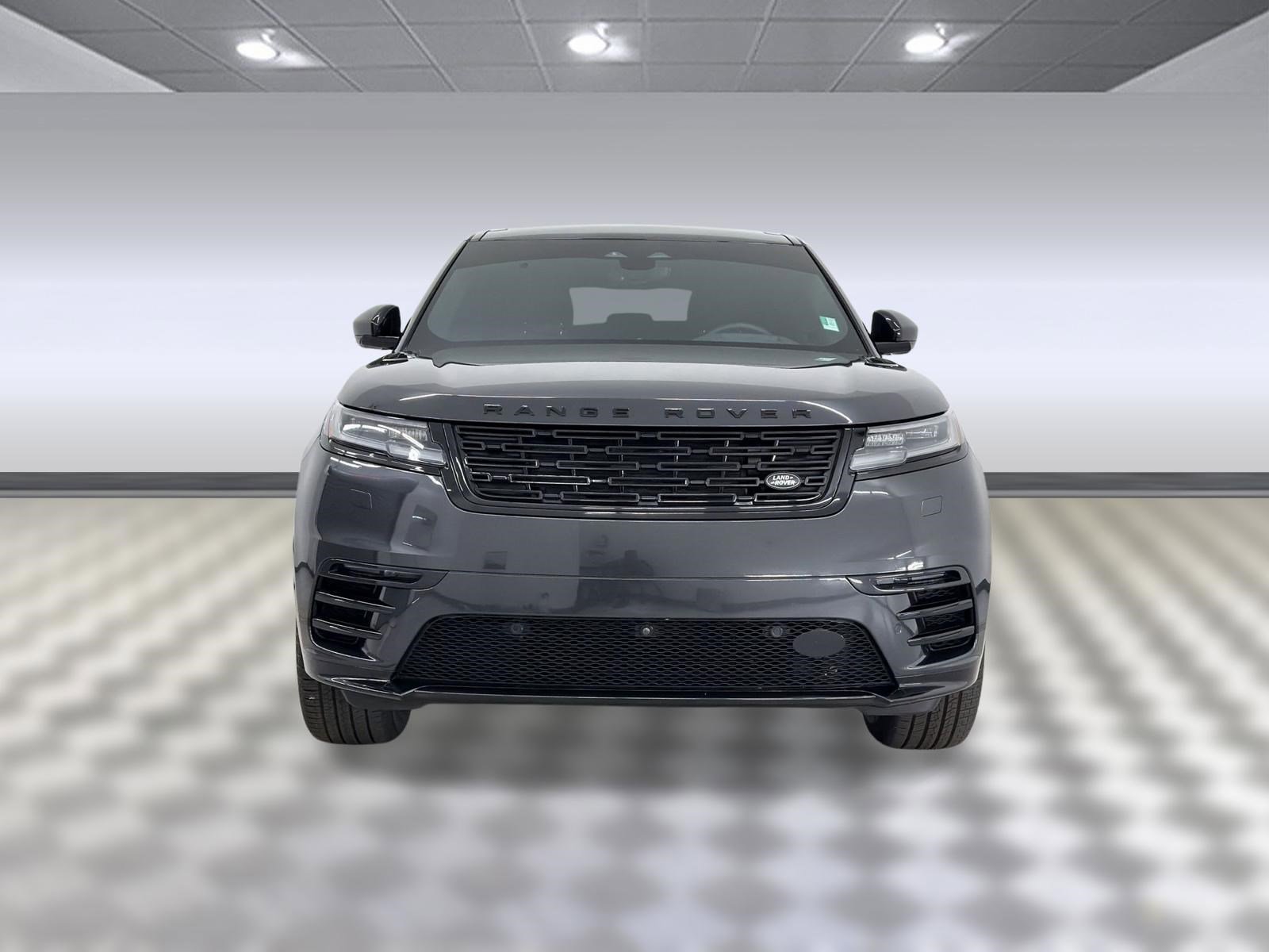 Certified 2025 Land Rover Range Rover Velar Dynamic SE AWD/4WD image 6