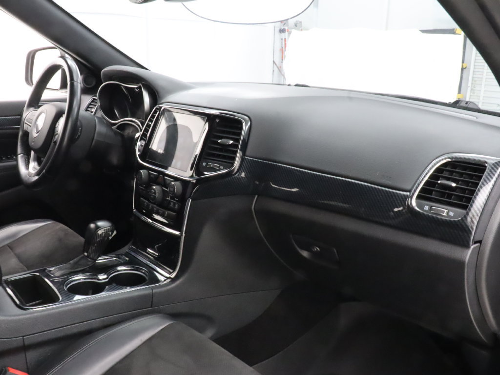 Used 2020 Jeep Grand Cherokee Altitude RWD image 24