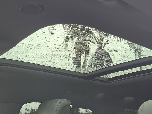 Used 2024 Land Rover Defender 110 Carpathian Edition image 14