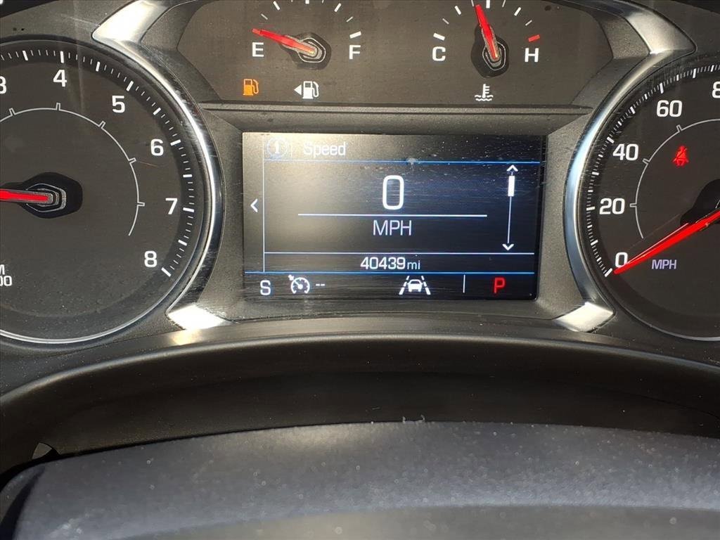 Used 2024 GMC Terrain SLE image 26