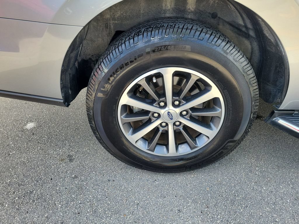Used 2021 Ford Expedition XLT RWD image 31