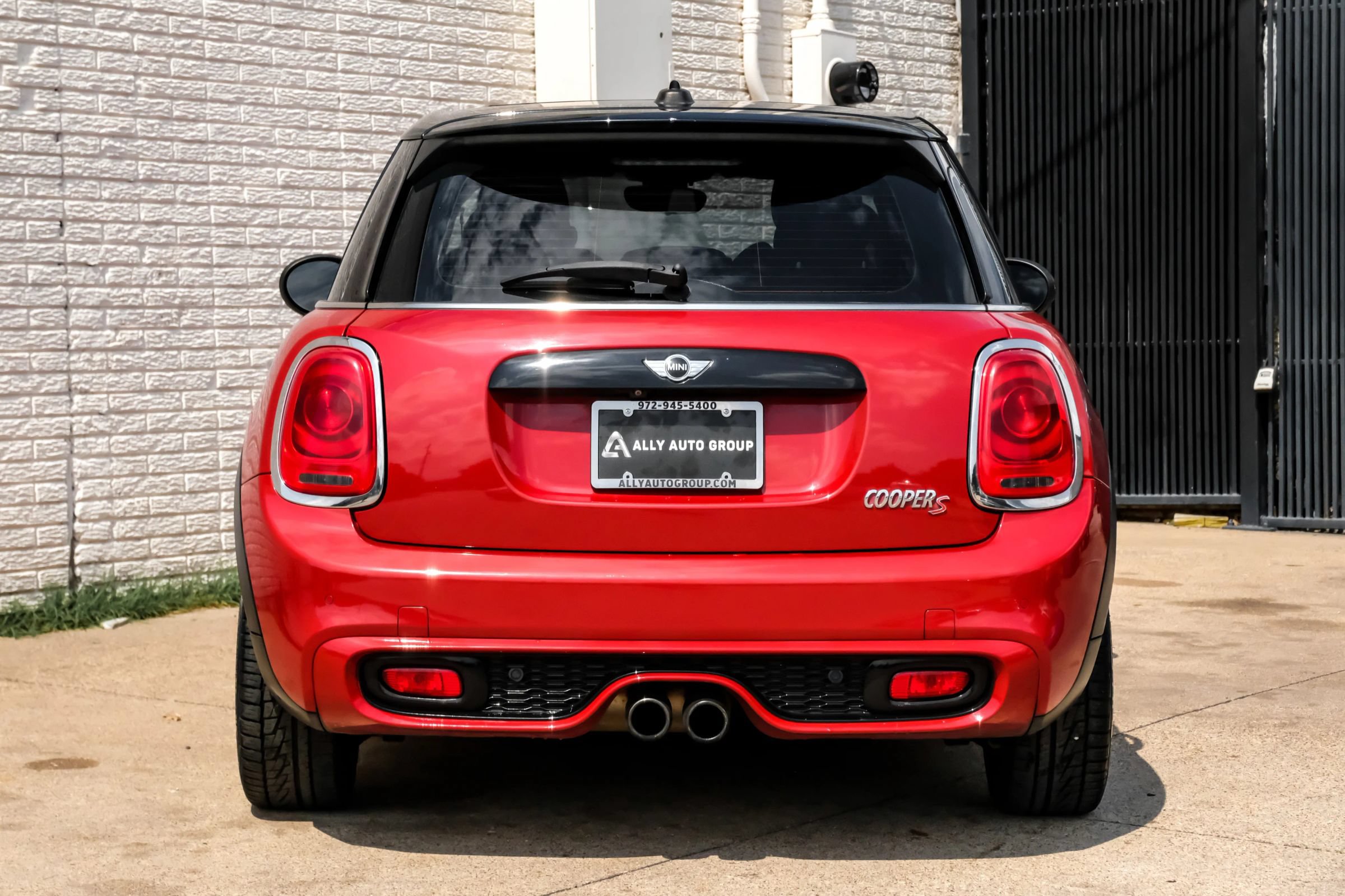 Used 2016 MINI Cooper S FWD image 9