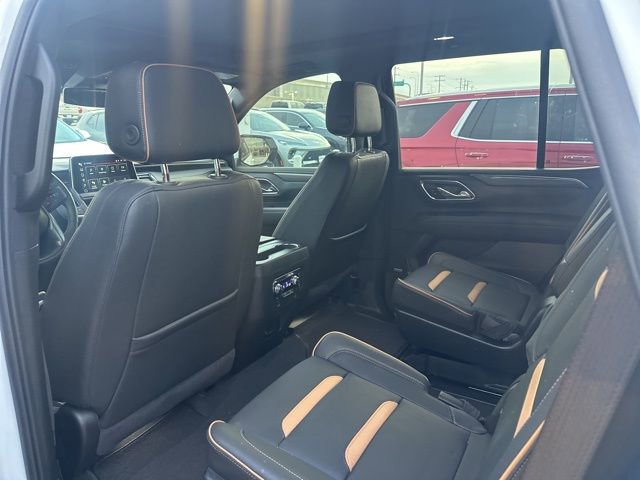 Used 2024 GMC Yukon AT4 w/ Technology Package image 6