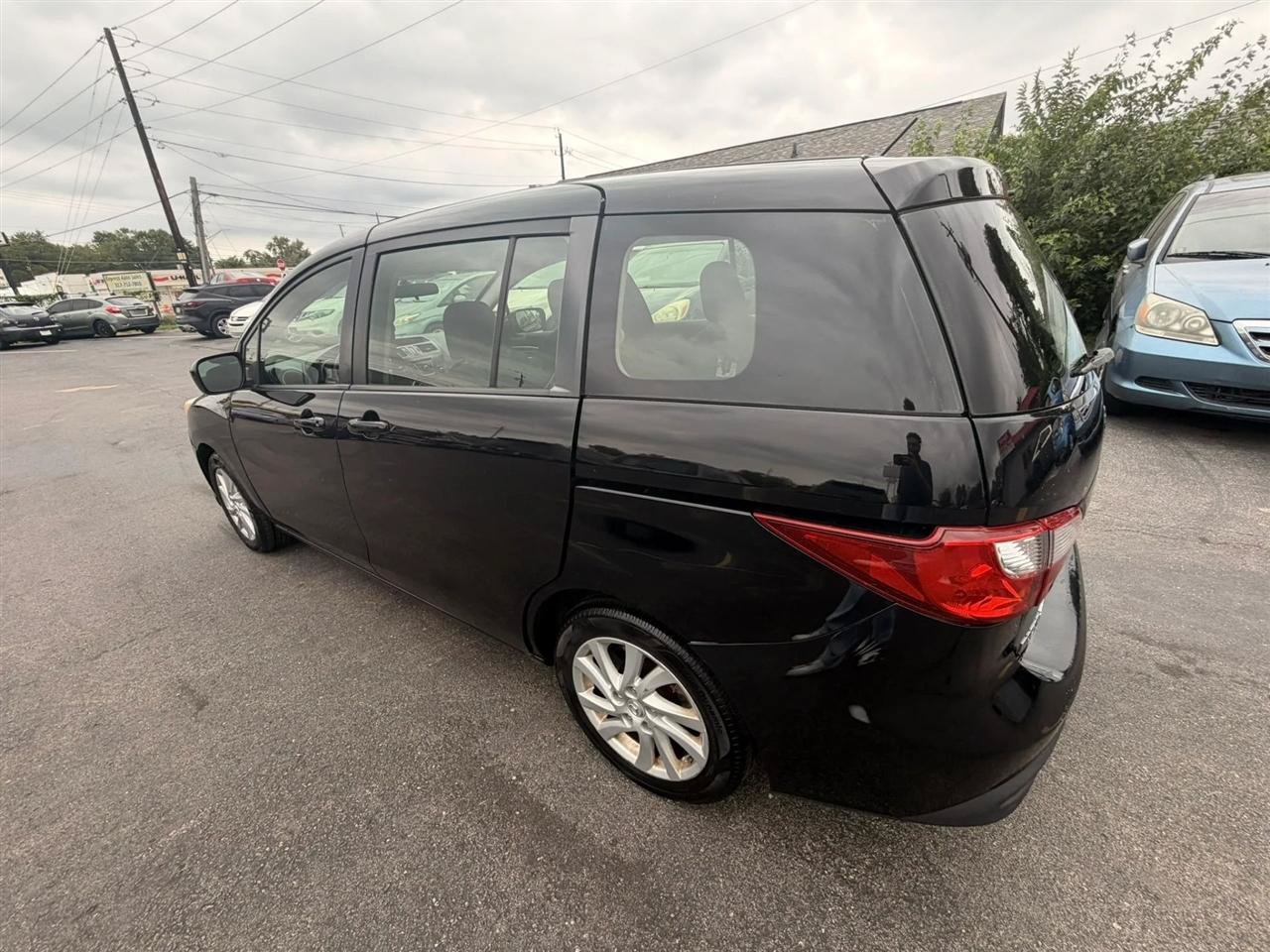 Used 2012 MAZDA MAZDA5 Sport FWD image 31