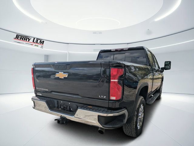 Used 2024 Chevrolet Silverado 2500 LTZ w/ LTZ Plus Package image 3