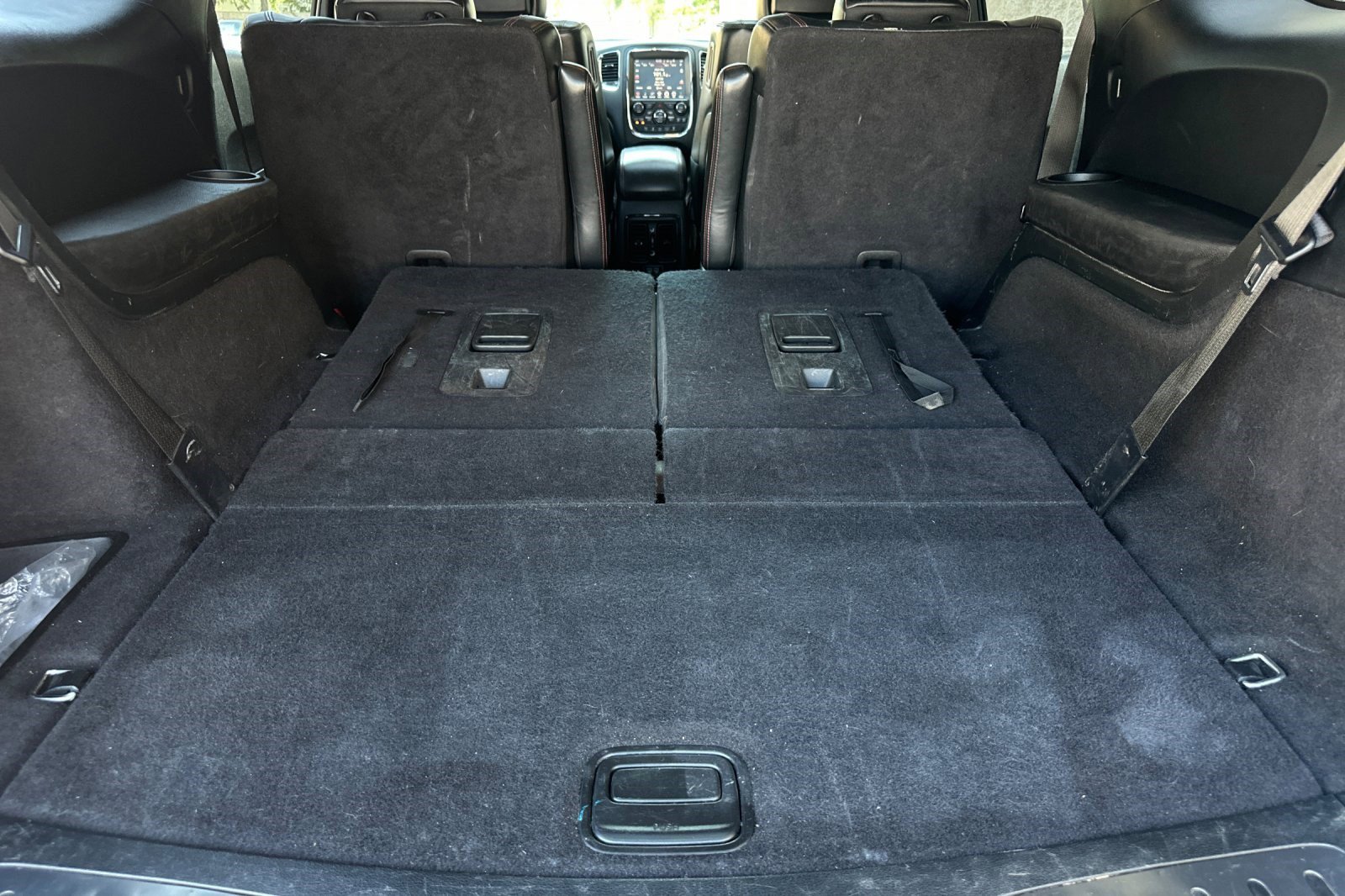 Used 2017 Dodge Durango R/T w/ Technology Group RWD image 35