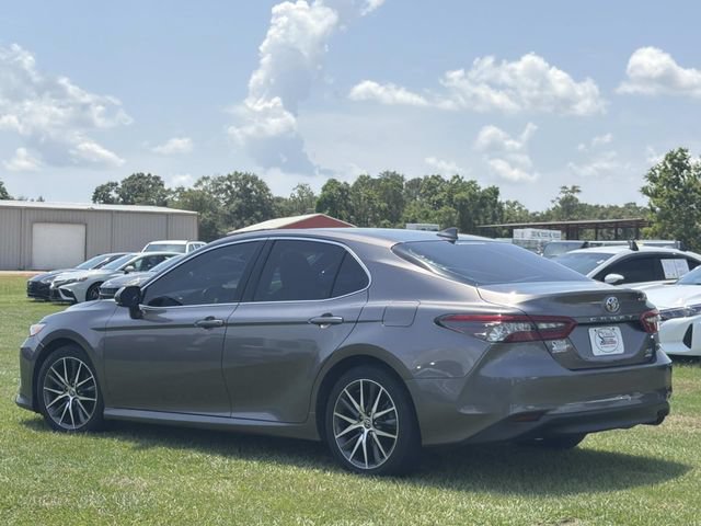 Used 2021 Toyota Camry XLE w/ Carpet Mat Package (TMS) AWD/4WD image 9