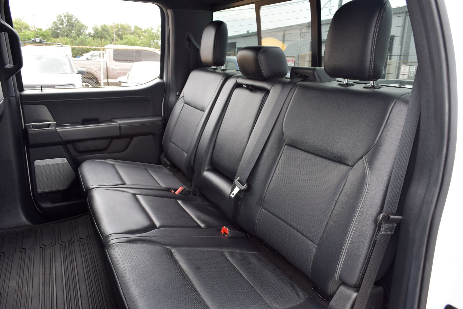 Used 2024 Ford F150 Lariat w/ FX4 Off-Road Package AWD/4WD image 18