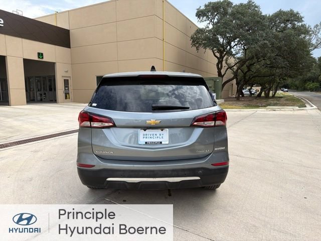 Used 2023 Chevrolet Equinox LT w/ Driver Convenience Package AWD/4WD image 3