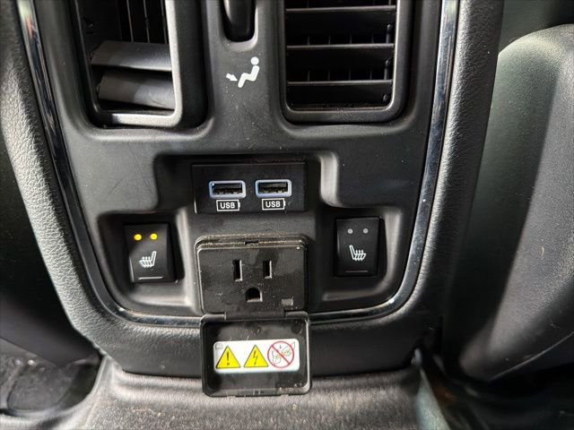 Used 2014 Jeep Grand Cherokee Overland w/ Advanced Technology Group image 19