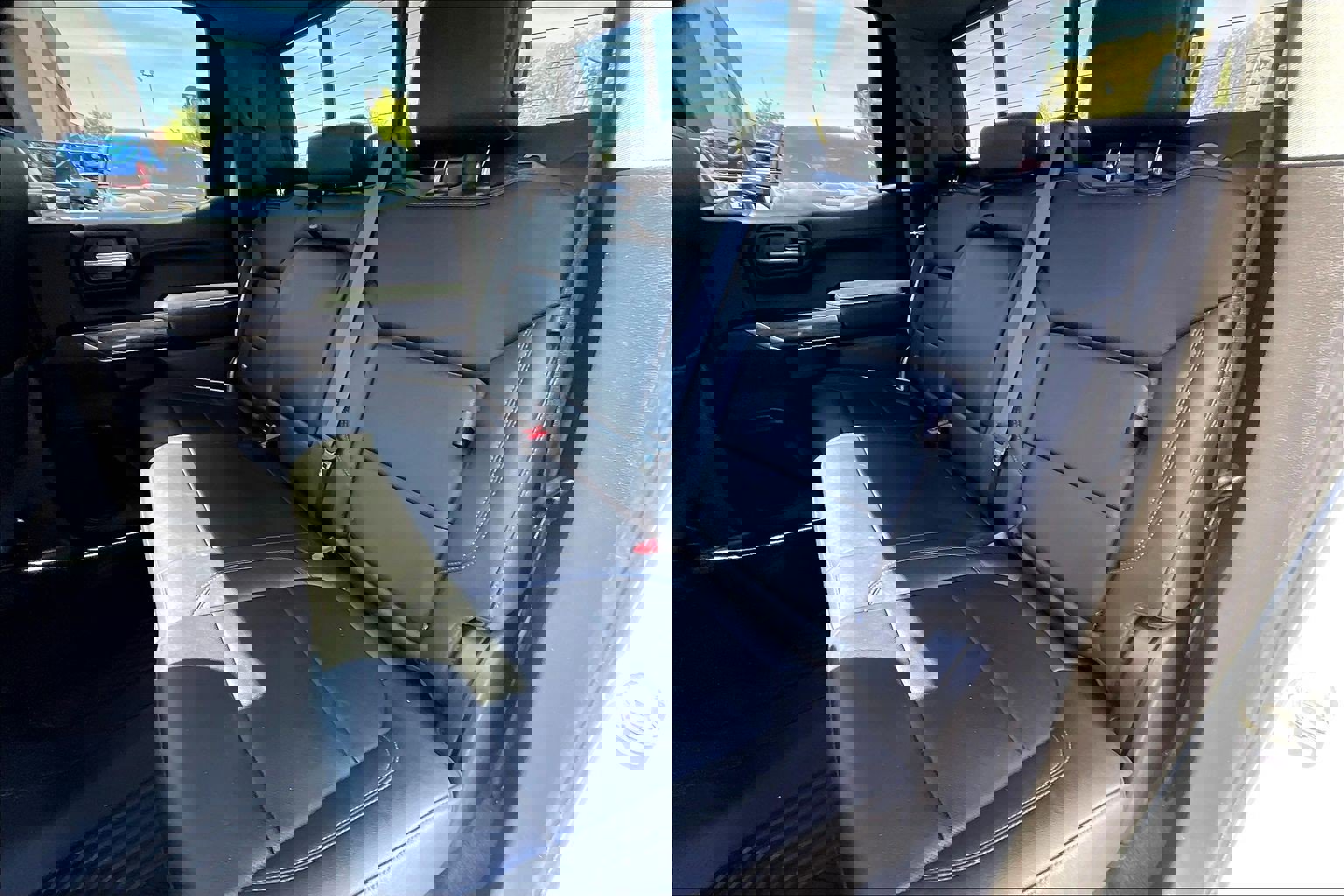 Used 2022 Chevrolet Silverado 1500 LTZ w/ LTZ Premium Package image 22